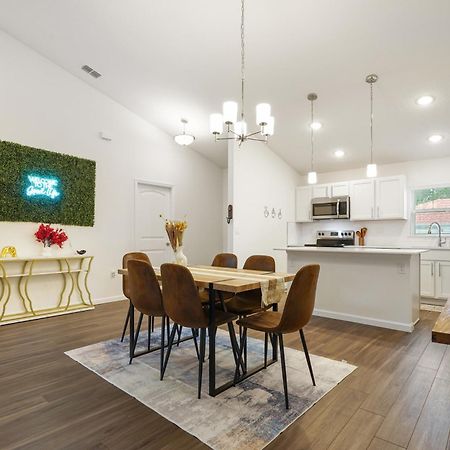Coastal Vibes & Family Fun-Spacious 3Br, Kidz Zone, Desirable Neighborhood بالم كوست المظهر الخارجي الصورة